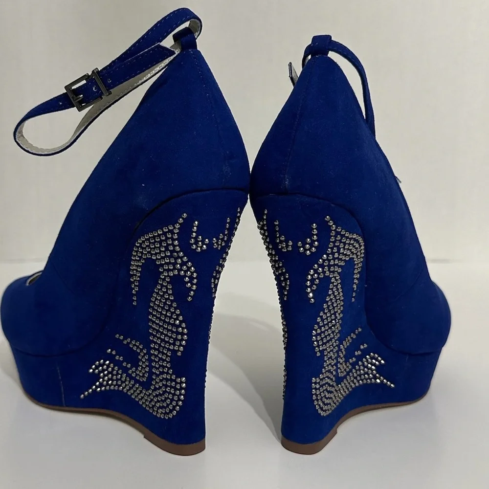 NIB JustFab Raye Cobalt Blue Rhinestone Wedge Heels Y2K Size 8.5